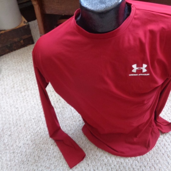 NWT Under Armour Compression Fit Heat Gear Shirt - Picture 1 of 4